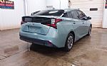 2019 Prius Thumbnail 3