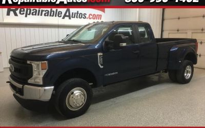 Photo of a 2020 Ford F-350 SD XL Supercab 4WD Repairable Rear Damage for sale