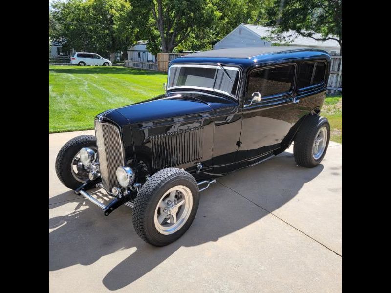 1932 Sedan Image