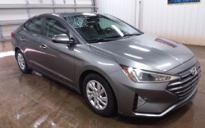 Photo of a 2019 Hyundai Elantra SE for sale