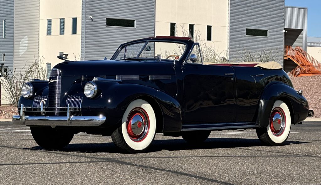 1940 LaSalle Model 52 Convertible Sedan Image