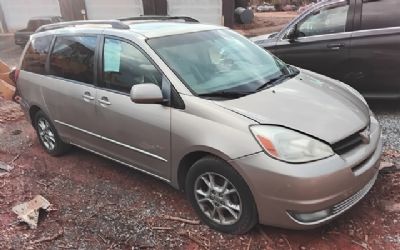 Photo of a 2005 Toyota Sienna XLE for sale