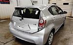 2014 Prius C Thumbnail 3