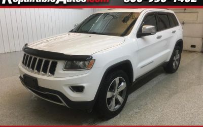 Photo of a 2014 Jeep Grand Cherokee Limited 4WD Repairable Hail Damage for sale