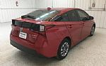 2019 Prius Thumbnail 3