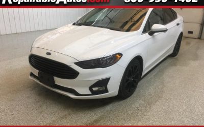 Photo of a 2020 Ford Fusion SE Repairable Hail Damage for sale