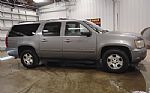 2008 Suburban Thumbnail 2