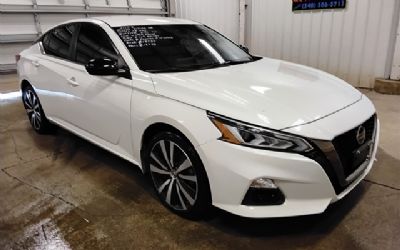 Photo of a 2022 Nissan Altima 2.5 SR for sale