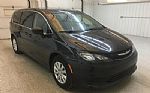 2018 Pacifica Thumbnail 2