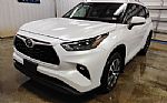 2022 Highlander Thumbnail 4