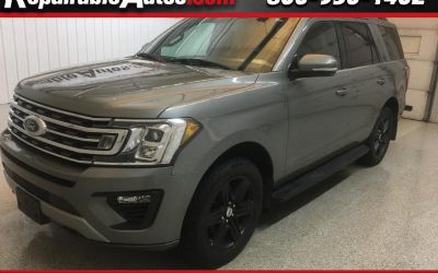 Photo of a 2019 Ford Expedition XLT 4WD Repairable Hail Damage for sale