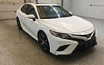 2018 Camry Thumbnail 2