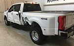2025 F-350 SD Thumbnail 3