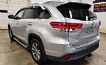 2019 Highlander Thumbnail 6