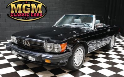 1989 Mercedes-Benz 560-Class 