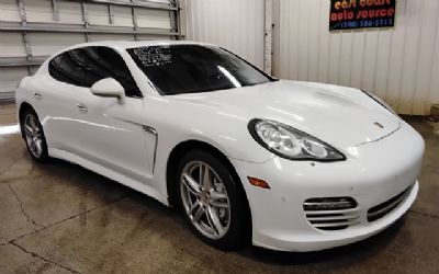Photo of a 2013 Porsche Panamera 4 for sale
