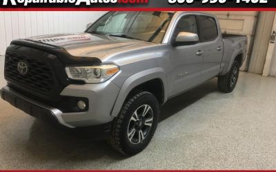 Photo of a 2020 Toyota Tacoma SR5 Crew Cab 4WD Repairable Rear Damage for sale