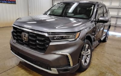Photo of a 2023 Honda Pilot EX-L 7 Passenger for sale