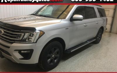 Photo of a 2019 Ford Expedition MAX XLT 4WD Repairable Hail Damage for sale