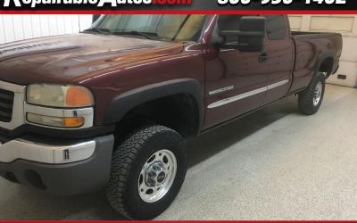 Photo of a 2003 GMC Sierra 2500HD SLE Extended Cab 4WD Repairable Side Damage for sale