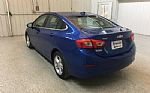 2018 Cruze Thumbnail 3
