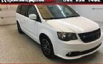 2016 Grand Caravan Thumbnail 1