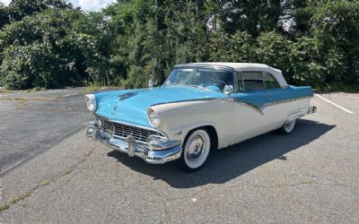 1956 Ford Sunliner 