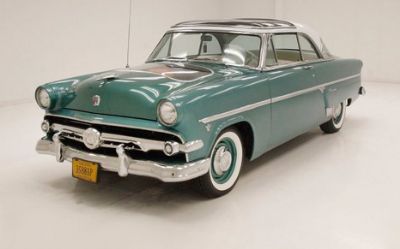 1954 Ford Crestline Skyliner 