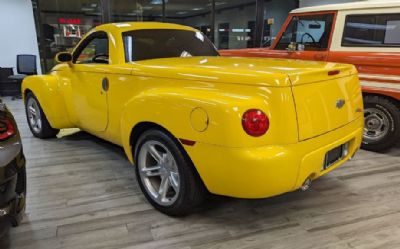 2004 Chevrolet SSR Truck