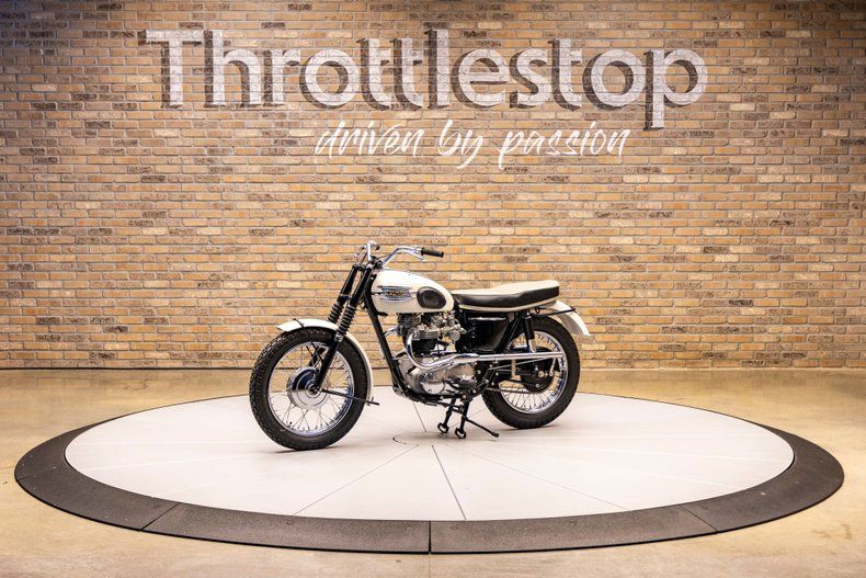 1963 Bonneville T120C TT Special Image