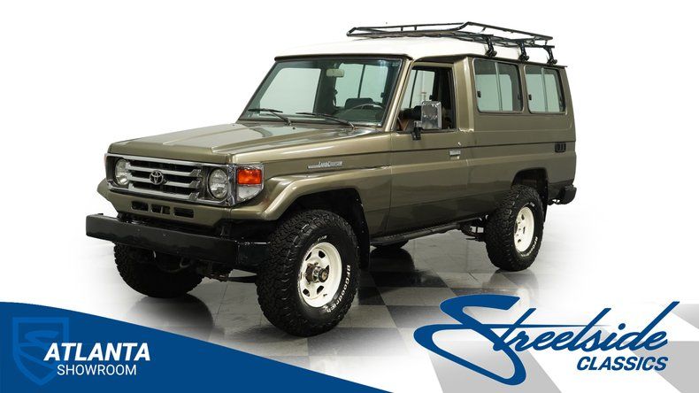 1990 Land Cruiser FJ 75 Troopy 4X4 Image