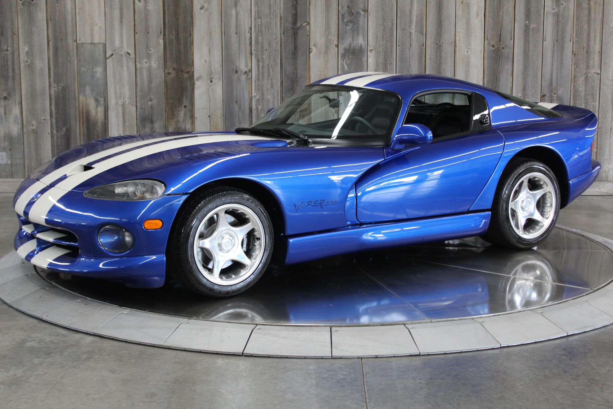 1996 Viper Image