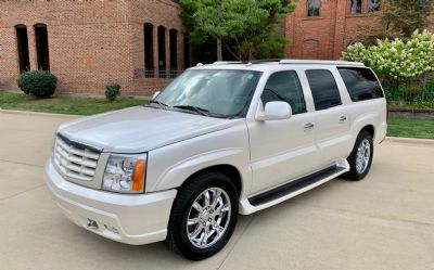 2004 Cadillac Escalade 