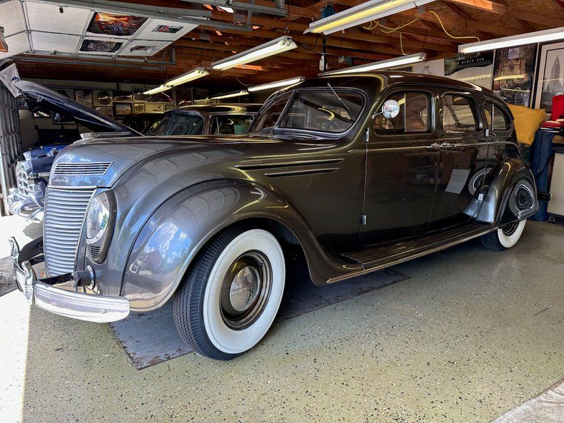 1937 Airflow Image