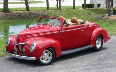 1939 Ford Deluxe Convertible 