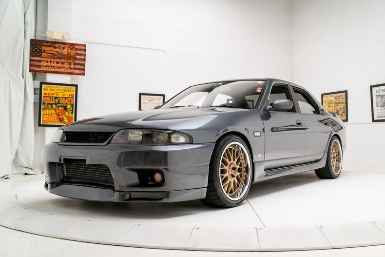 1994 Skyline Image