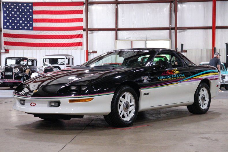 1993 Camaro Z/28 Indy 500 Pace Car Image