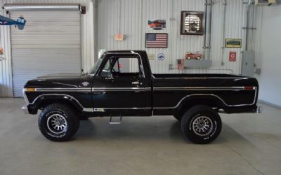 1977 Ford F-150 2 Door 4WD Pickup