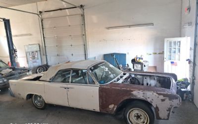 Photo of a 1961 Lincoln Continental 4 Door Convertible for sale