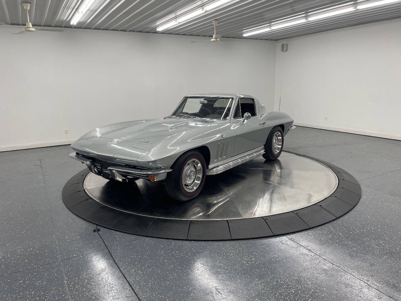 1965 Corvette Image