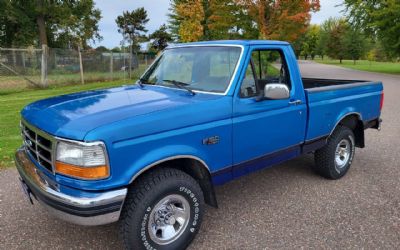 1992 Ford F-150 XLT Lariat 2DR 4WD Standard Cab SB