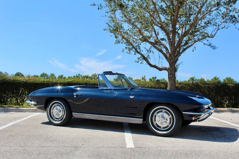 1963 Corvette 2dr Convertible Image