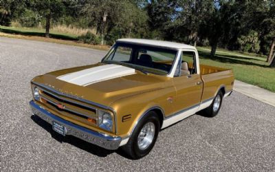 1968 Chevrolet C/K 10 Series Custom Pickup