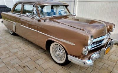 1952 Ford Customline Coupe