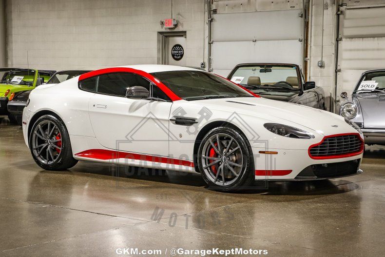 2015 V8 Vantage GT Image