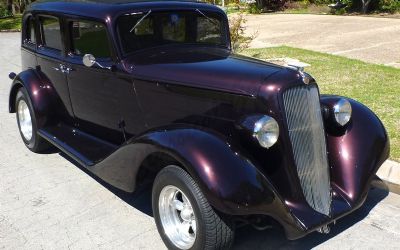 1935 Ford Sedan 