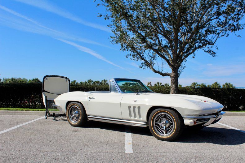 1965 Corvette 2dr Convertible Image