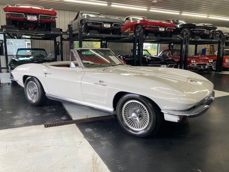 1964 Corvette Stingray Image