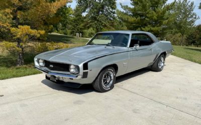 1969 Chevrolet Camaro SS 396 4SPD 12 Bolt PS PDB Tach Gauges