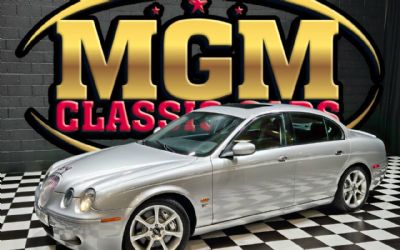 2005 Jaguar S-TYPE R Base 4DR Supercharged Sedan